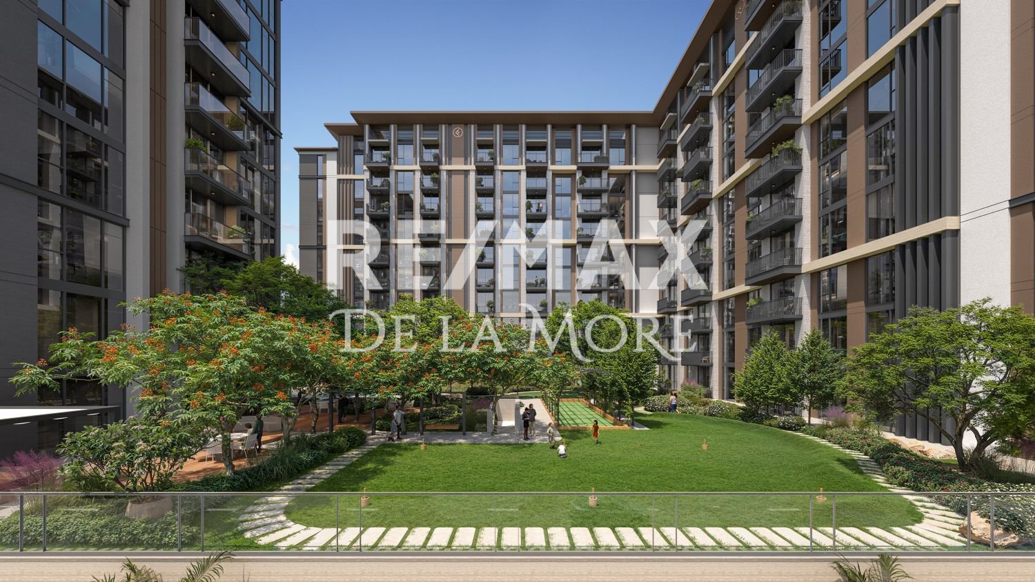 Windsor House – lawn